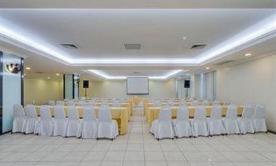 фото отеля Golden Tulip Recife Palace