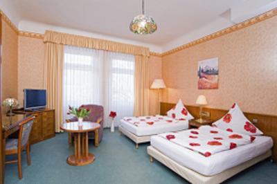 фото отеля Hotel Spoettel