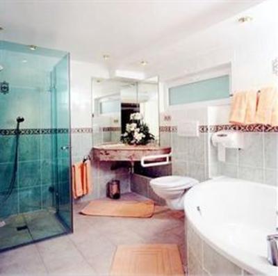 фото отеля Hotel Les Pins Haguenau