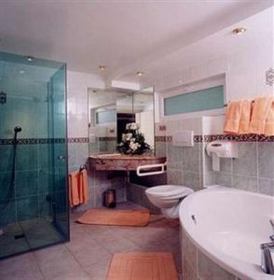 фото отеля Hotel Les Pins Haguenau