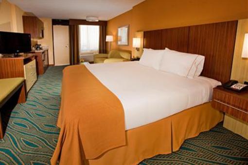 фото отеля Holiday Inn Express and Suites Oceanfront