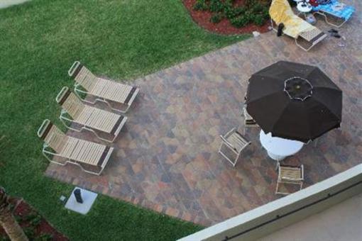 фото отеля Holiday Inn Express and Suites Oceanfront