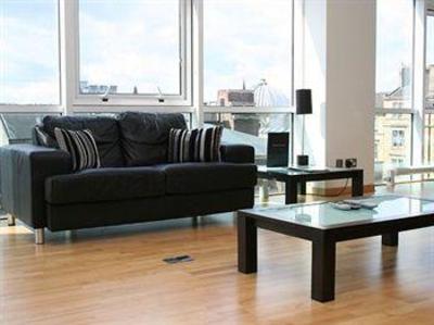 фото отеля Glasgow Lofts Fleming House Apartments Hotel