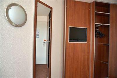 фото отеля Hotel Rouen Saint Sever