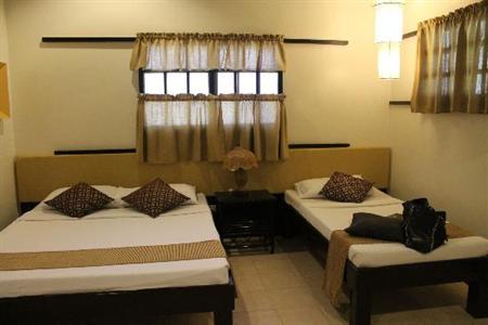 фото отеля Bahay Bakasyunan Sa Camiguin