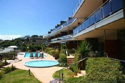 фото отеля Lakeside Serviced Apartments