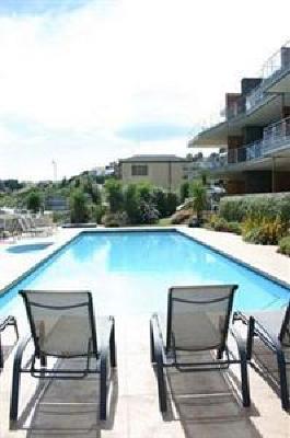 фото отеля Lakeside Serviced Apartments