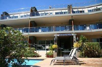 фото отеля Lakeside Serviced Apartments
