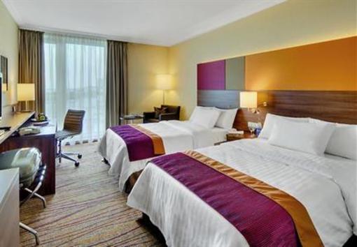фото отеля Courtyard by Marriott Linz