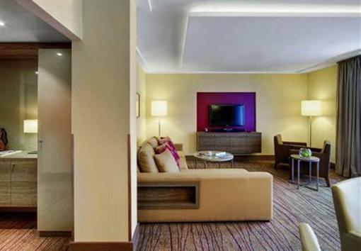фото отеля Courtyard by Marriott Linz