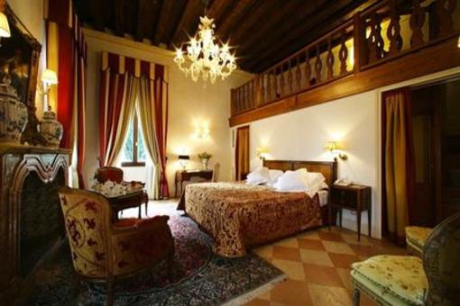 фото отеля Hotel Villa Franceschi