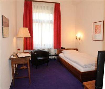 фото отеля Hotel Etol