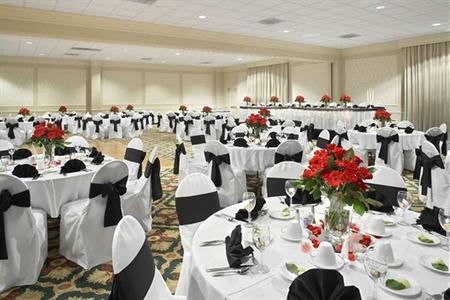 фото отеля Doubletree by Hilton Hotel Akron - Fairlawn
