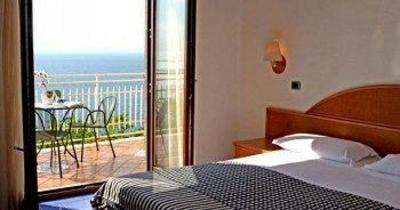 фото отеля Hotel Sporting Vico Equense