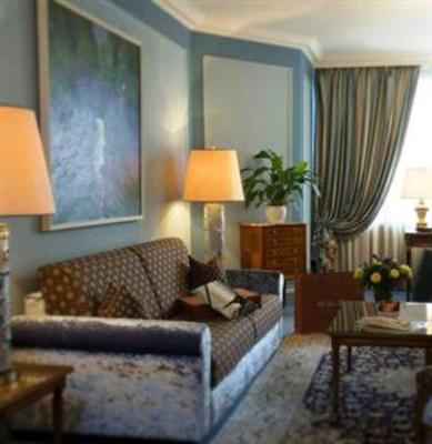 фото отеля Hotel de la Cigogne