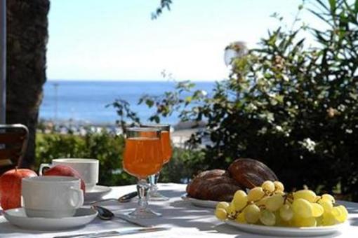 фото отеля Albergo Miramare Dorgali