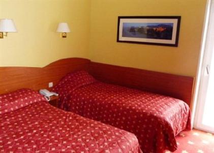 фото отеля Comfort Hotel Les Ulis Acadie