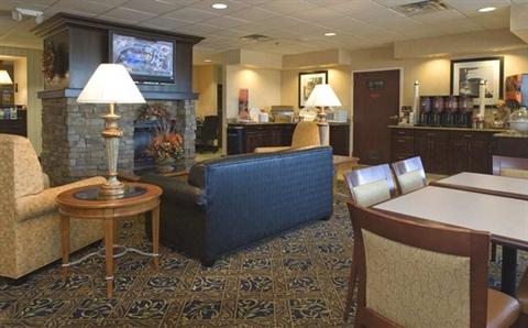 фото отеля Hampton Inn Cleveland Solon