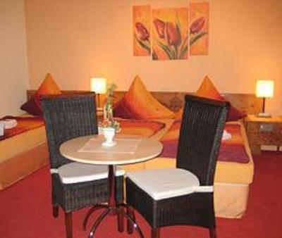 фото отеля Stadthotel-Garni