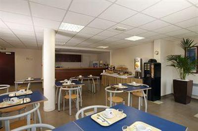 фото отеля Residence Poissy - Appart'City