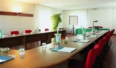фото отеля UNA Hotel Lodi