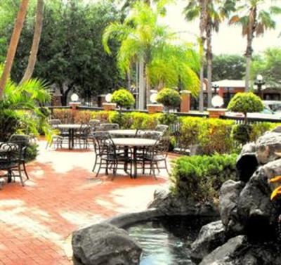 фото отеля Hilton Garden Inn Tampa Ybor Historic District