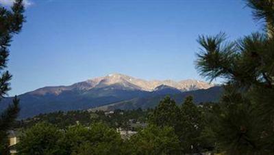 фото отеля Embassy Suites Hotel Colorado Springs