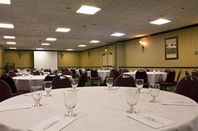 фото отеля Embassy Suites Hotel Colorado Springs