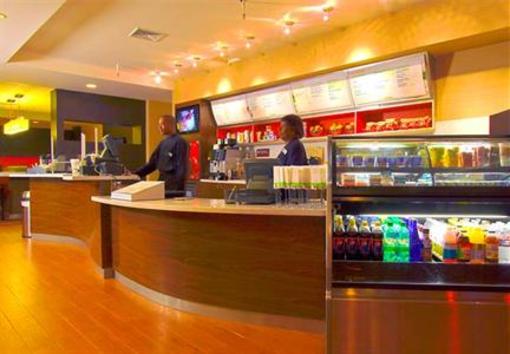 фото отеля Courtyard Hotel LaGuardia Airport New York City