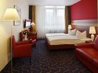 фото отеля Ramada Ueberseehotel