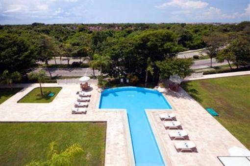 фото отеля Holiday Inn Express Playacar Riviera Maya