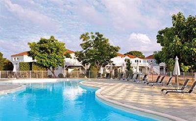 фото отеля Park & Suites Village La Rochelle Marans