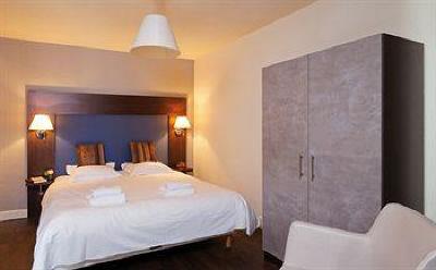 фото отеля Park & Suites Village La Rochelle Marans