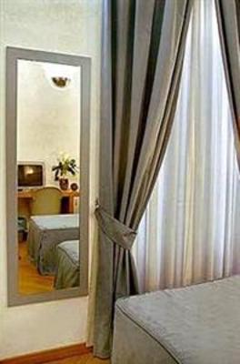 фото отеля Best Western Hotel Plaza Naples