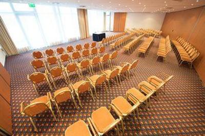 фото отеля Ramada Hotel Dresden