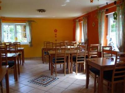фото отеля Hotel Im Ziegelweg Garni Rust