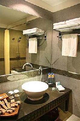 фото отеля Riyuegu Hotsprings Resort Xiamen
