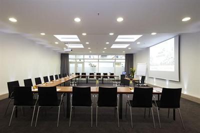фото отеля Neues Parkhotel