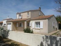Holiday House 13 Pl Des Fregates La Bree les Bains