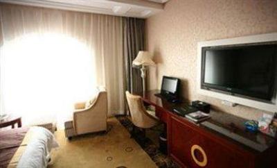 фото отеля Aventine Town Hotel