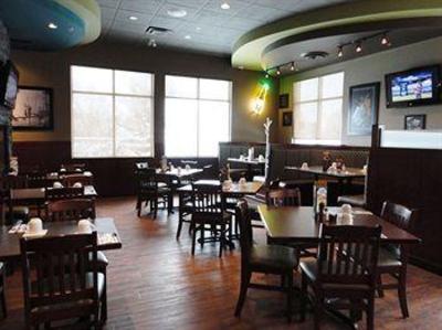 фото отеля Pacific Inn & Suites Vernon