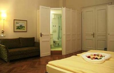 фото отеля Wildbad Tagungsort Rothenburg