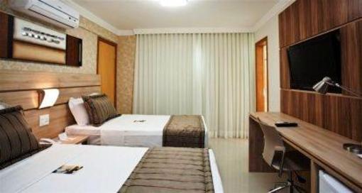 фото отеля Bristol Jaragua Hotel