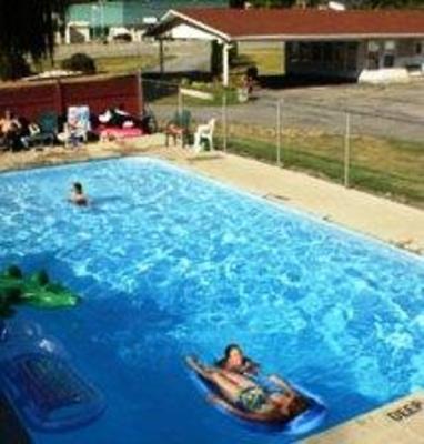 фото отеля Paradise Motel Sicamous