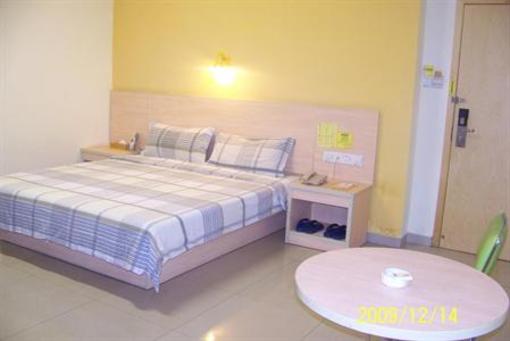 фото отеля 8Inns - Shenzhen Shajing Branch