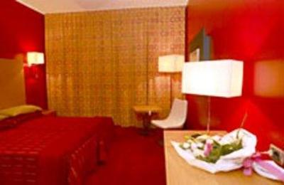 фото отеля Deltahotel