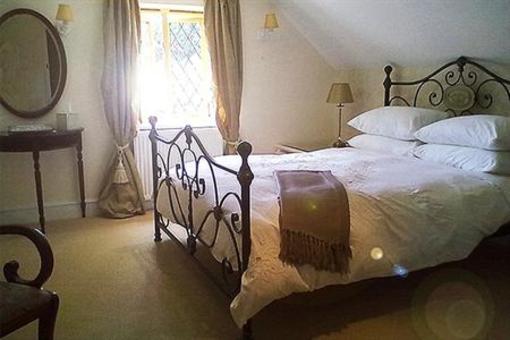 фото отеля Weald Cottage