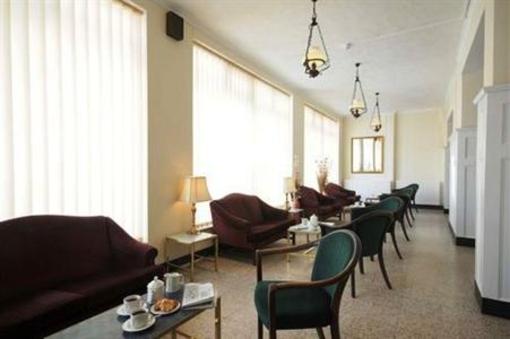 фото отеля Lonsdale Court Hotel