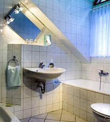 фото отеля Hotel Restaurant Zur Quelle