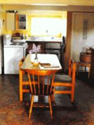 фото отеля Lake Trail Guesthouse